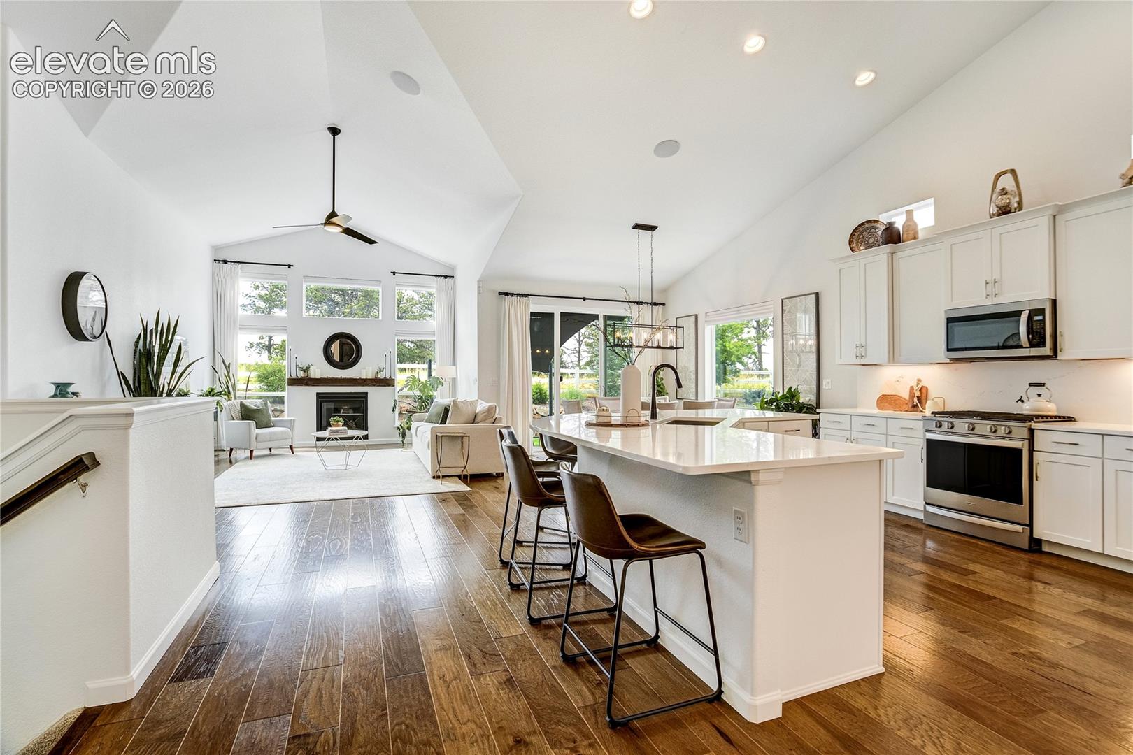 11824 Alydar Loop