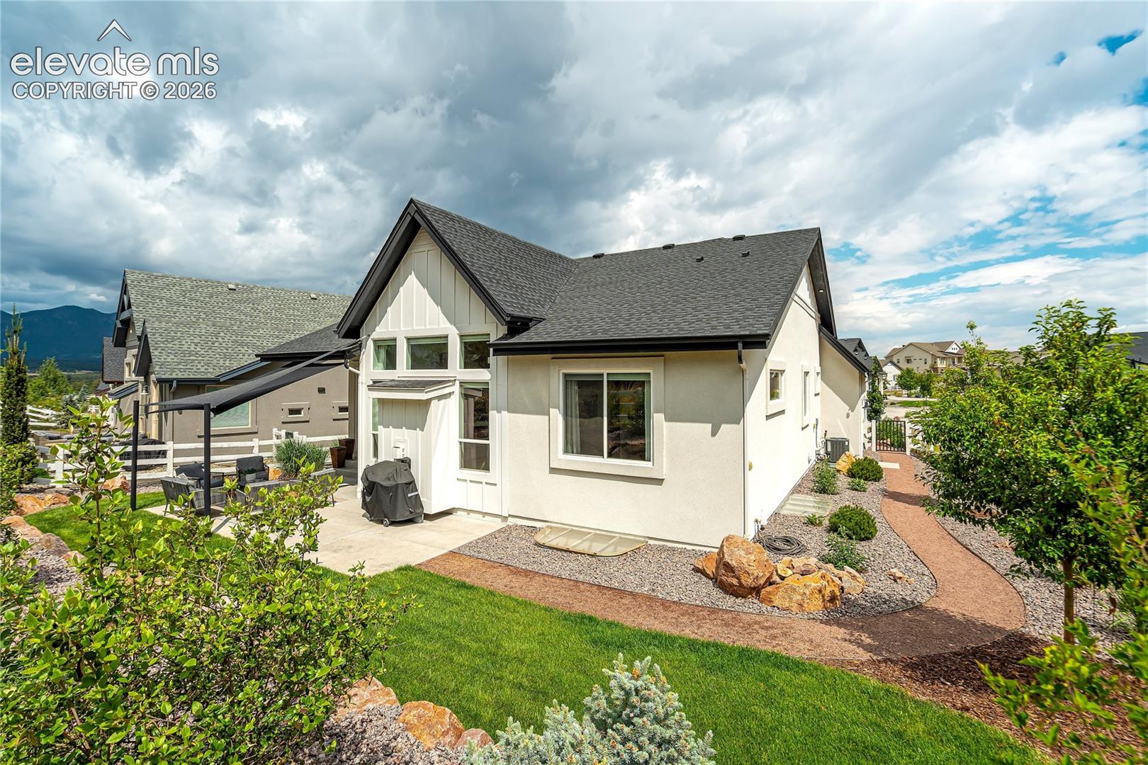 11824 Alydar Loop