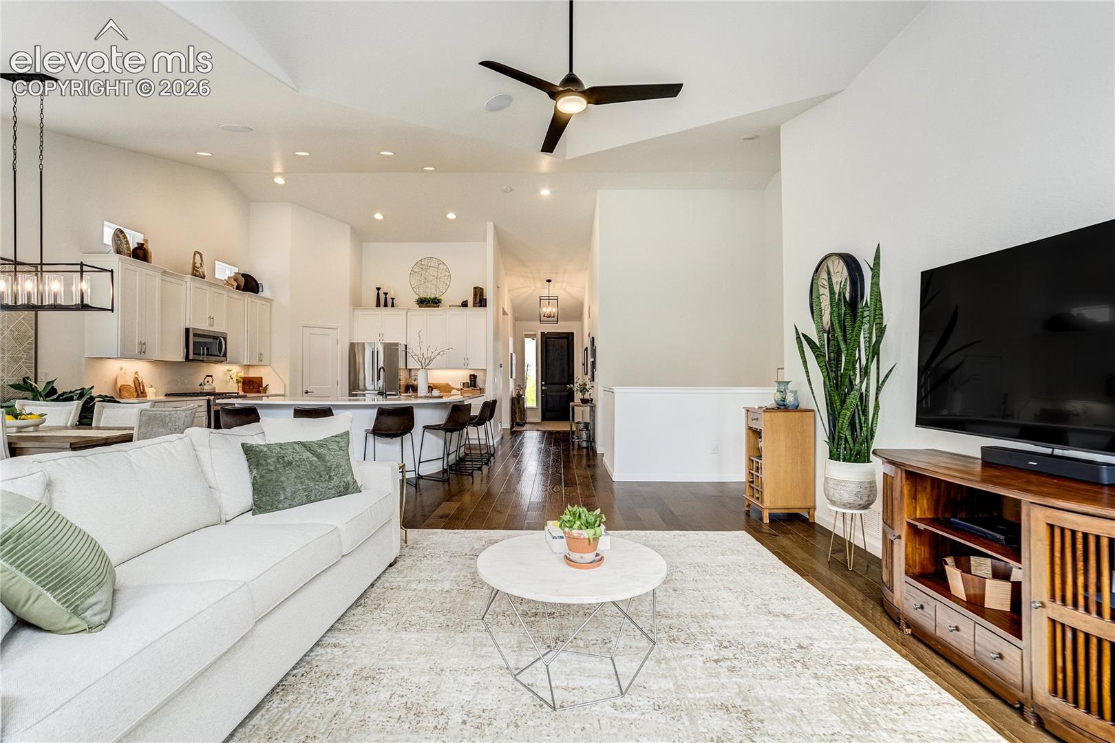 11824 Alydar Loop