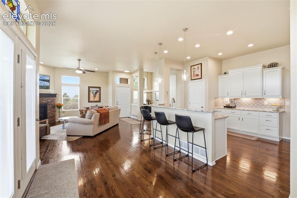 12970 Cupcake Heights