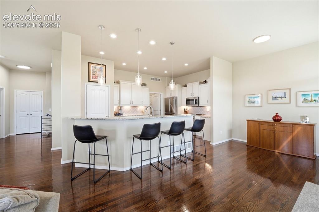 12970 Cupcake Heights