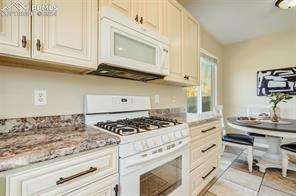 3410 Gunn Peak View