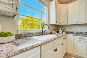 3410 Gunn Peak View