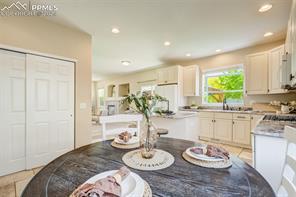 3410 Gunn Peak View