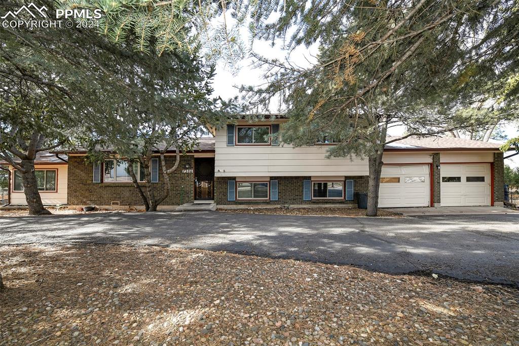 7386 Bell Drive