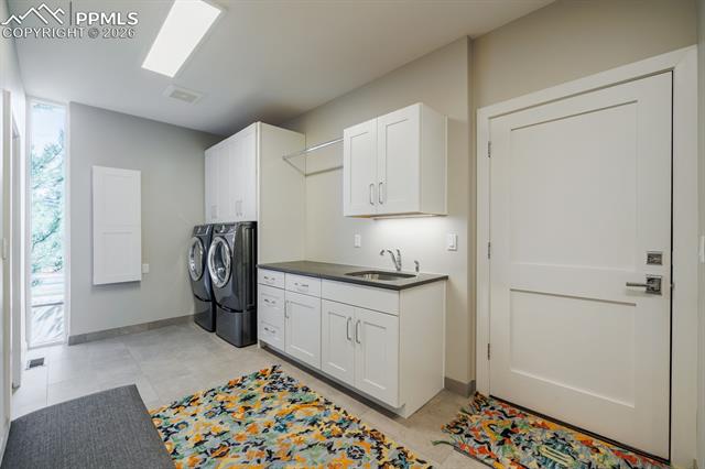 3089 Cathedral Park View