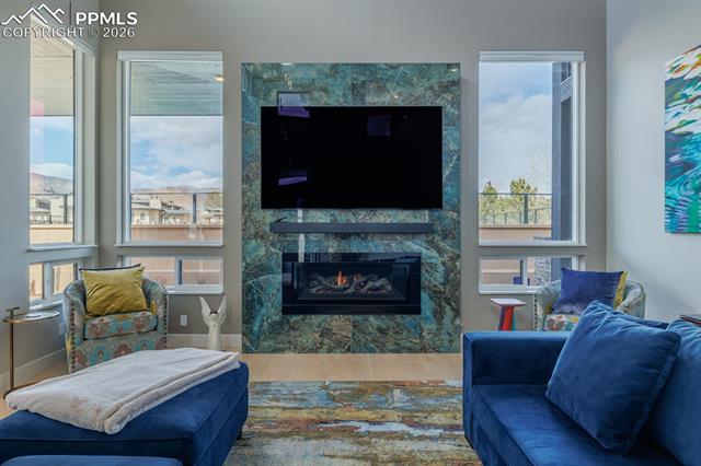 3089 Cathedral Park View