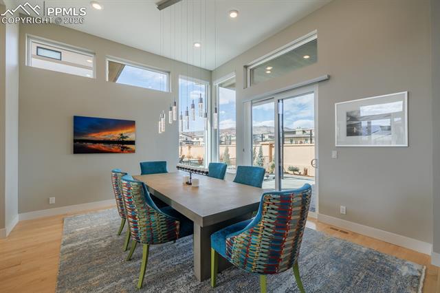 3089 Cathedral Park View