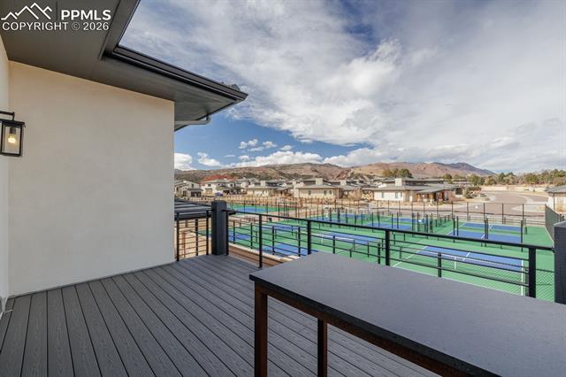 3089 Cathedral Park View