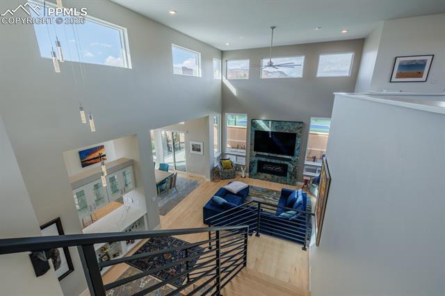 3089 Cathedral Park View