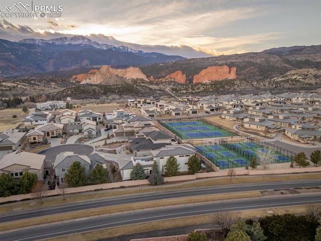 3089 Cathedral Park View