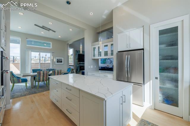 3089 Cathedral Park View