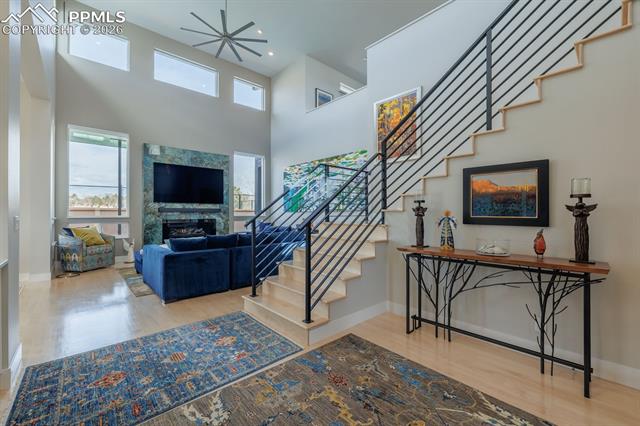 3089 Cathedral Park View