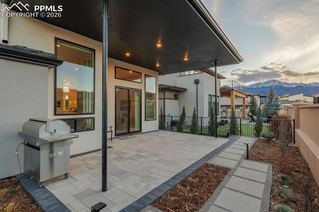 3089 Cathedral Park View