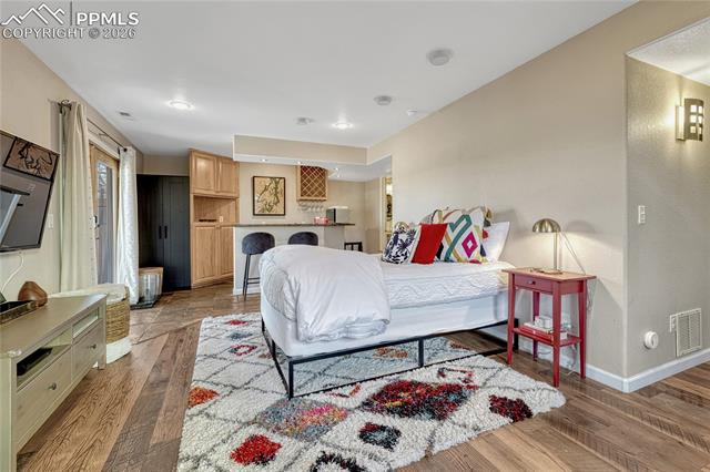 1310 Chesham Circle