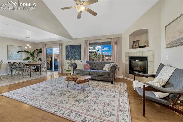 1310 Chesham Circle