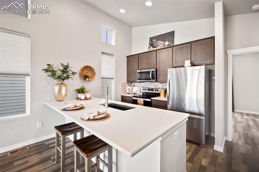 4174 Parkwood Trail