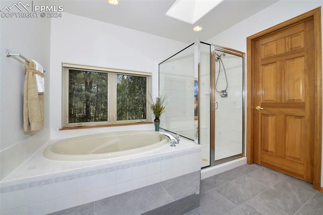 1390 Windflower Lane