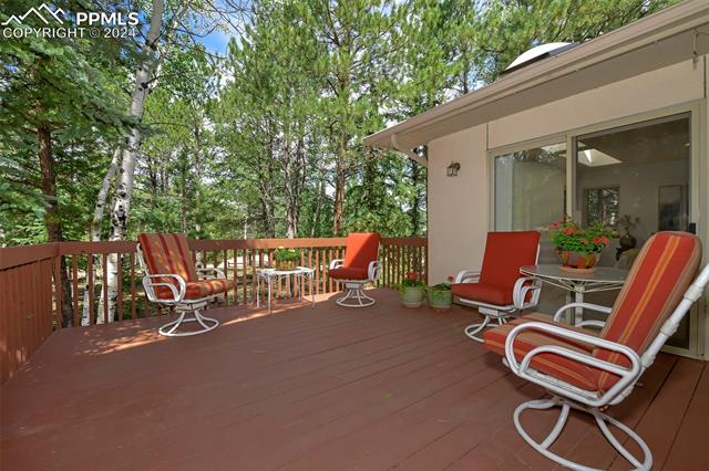 1390 Windflower Lane