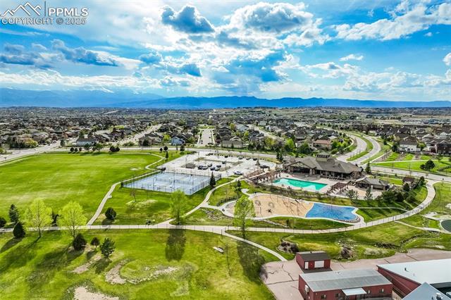 6898 Sedgerock Lane