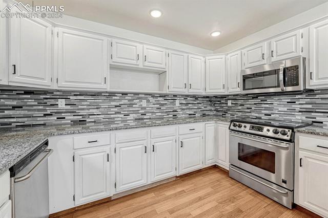 2623 Flintridge Drive