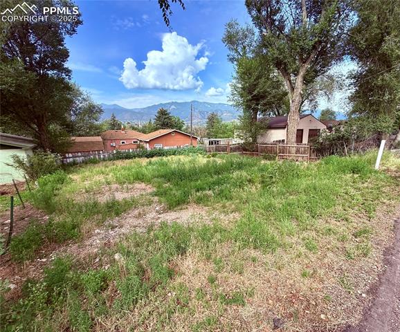 1318 W Platte Avenue