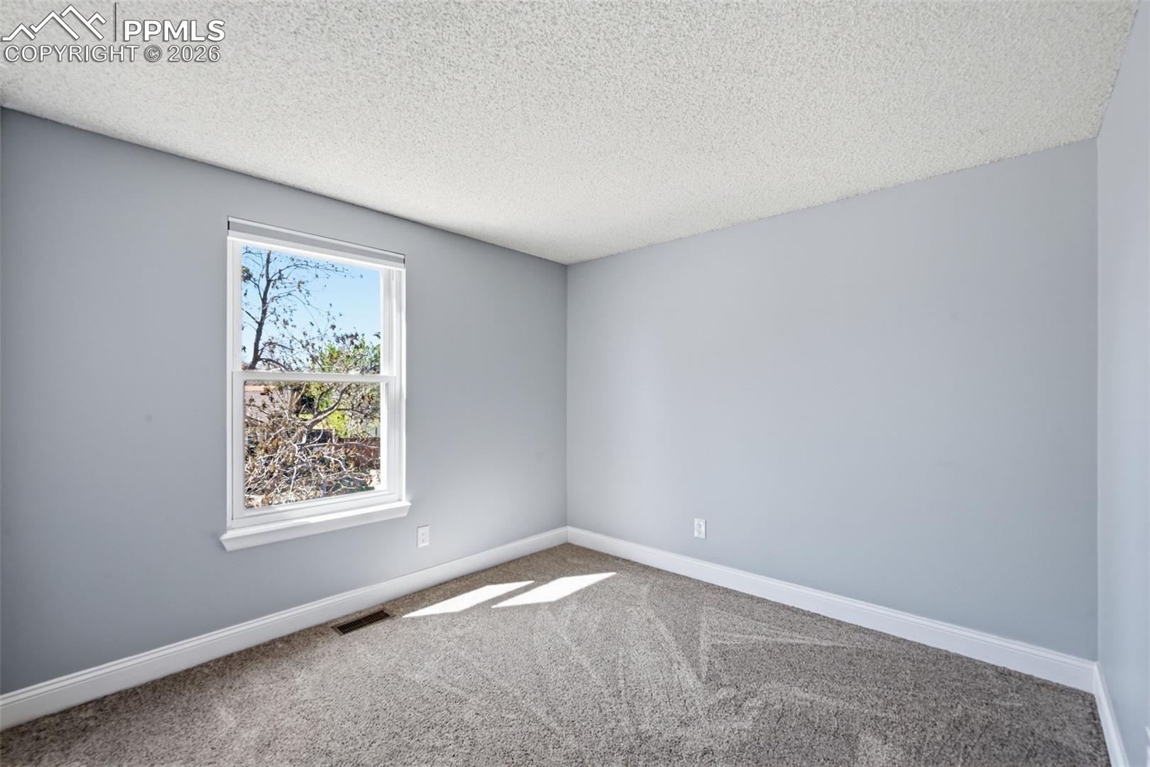 8235 Avens Circle
