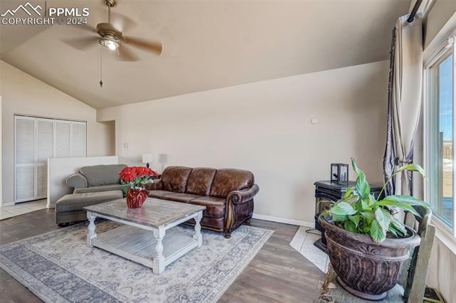 21510 Cheryl Grove