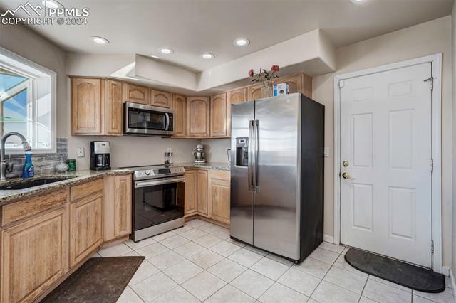 21510 Cheryl Grove