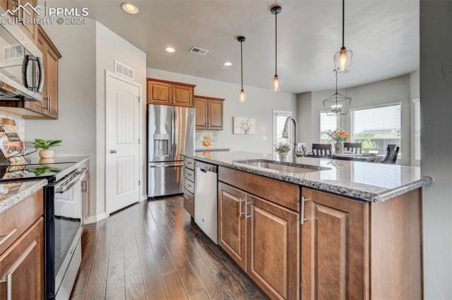 7366 Thorn Brush Way