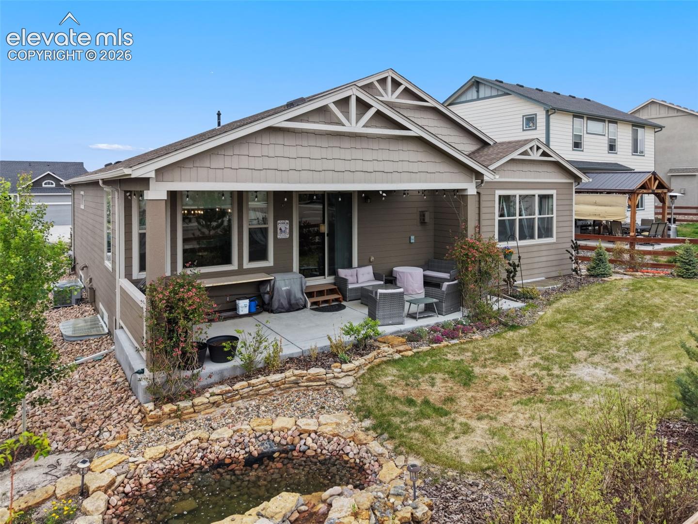 1067 Parkline Lane