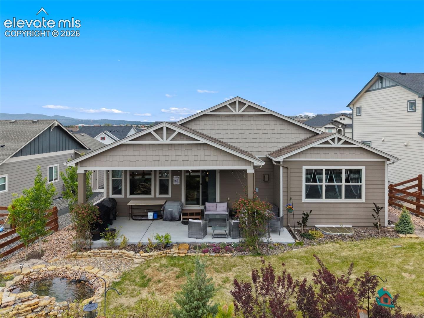 1067 Parkline Lane