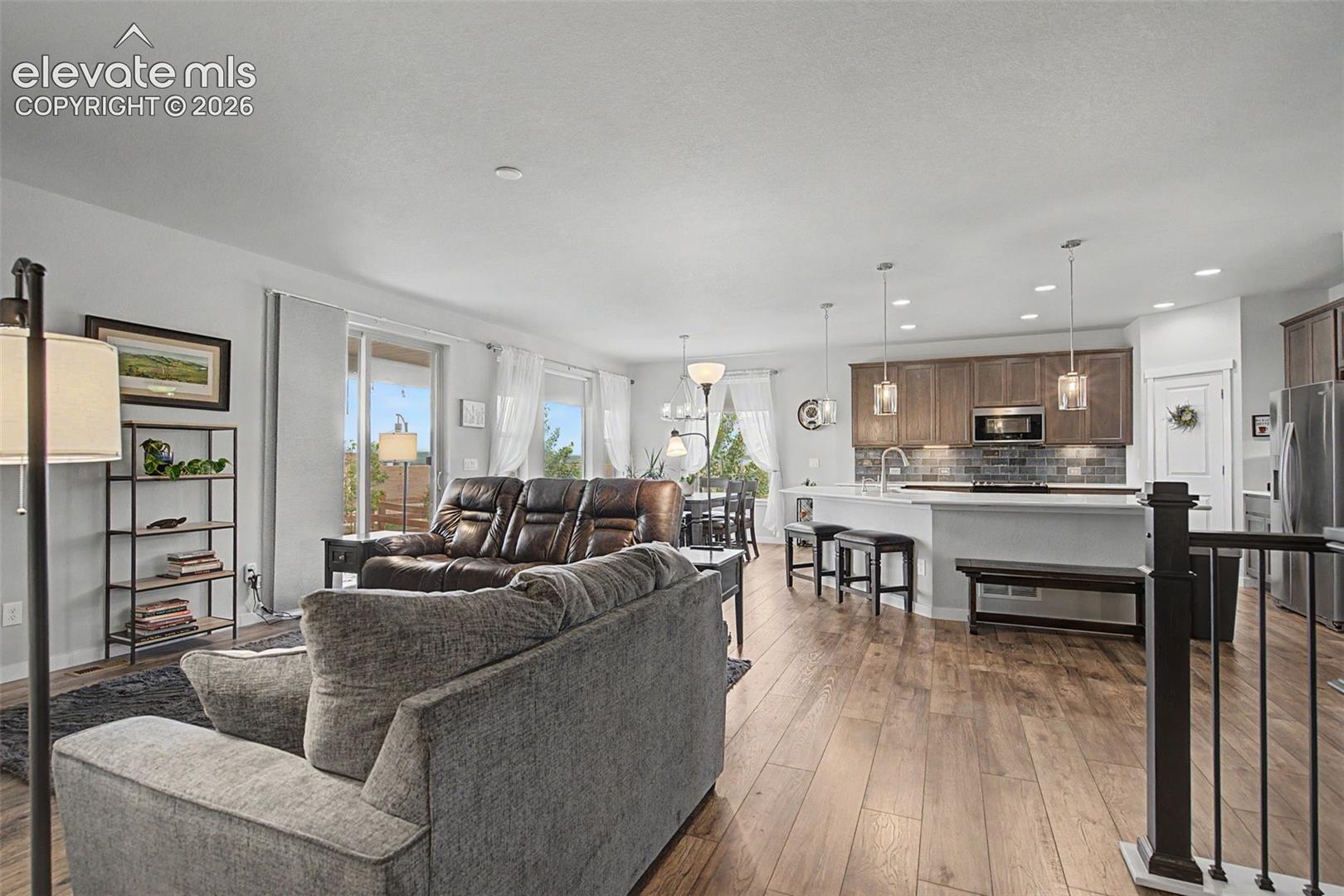1067 Parkline Lane