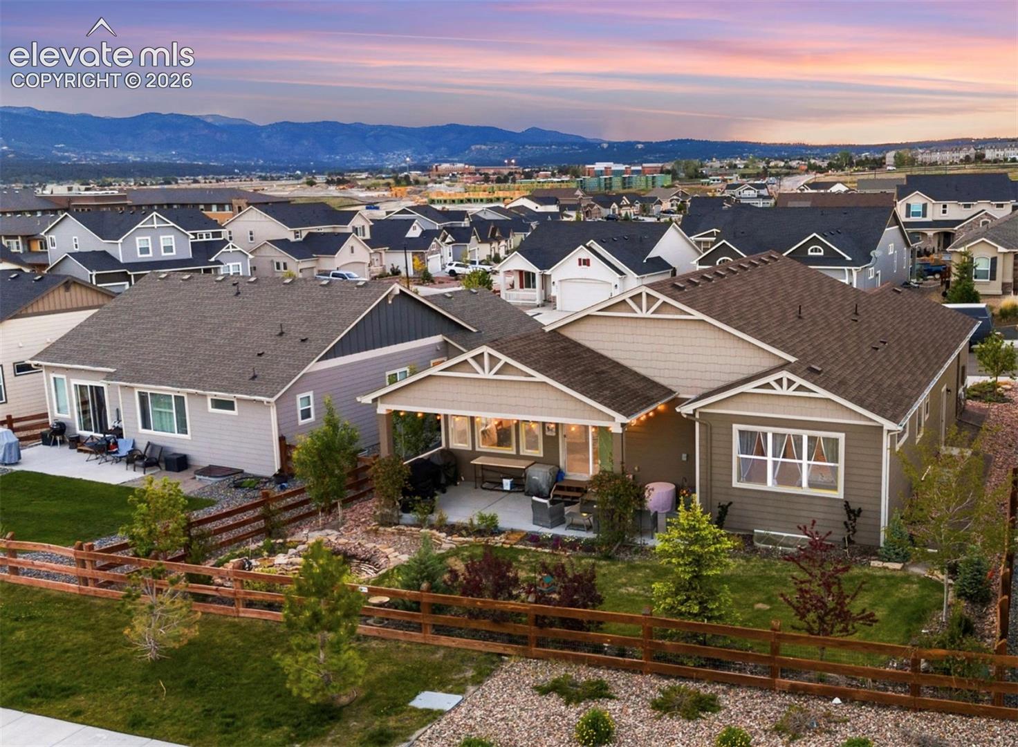 1067 Parkline Lane