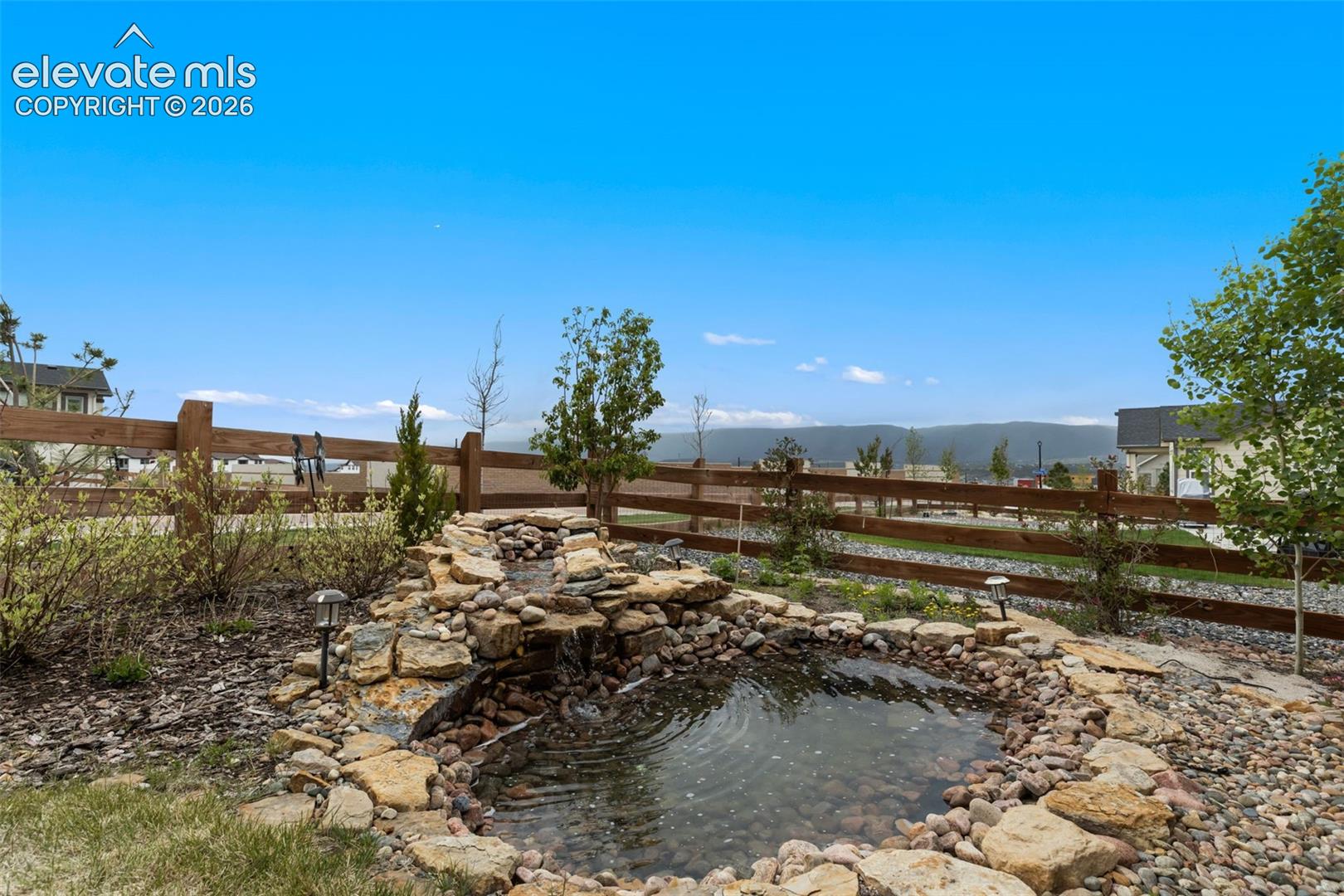 1067 Parkline Lane