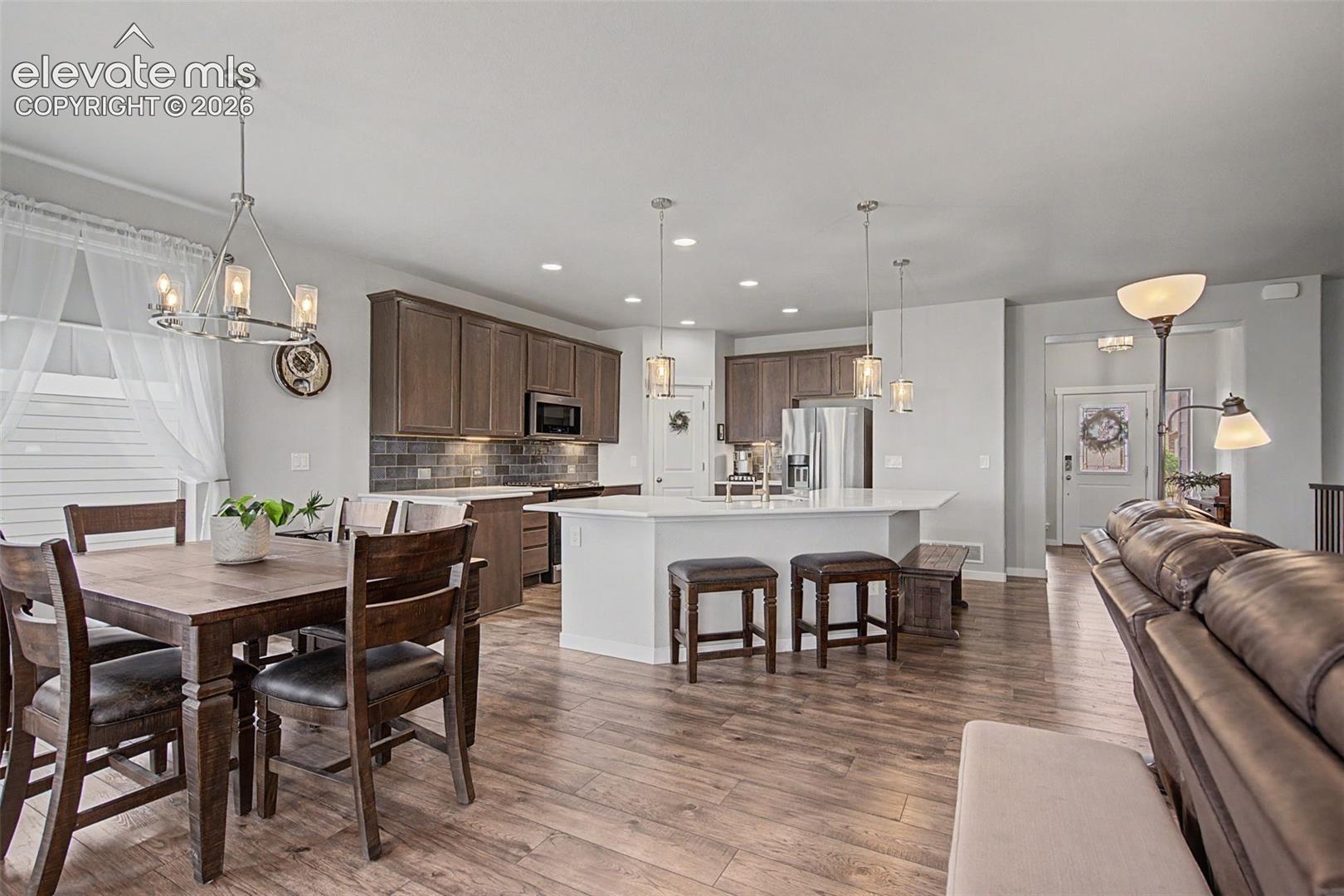 1067 Parkline Lane