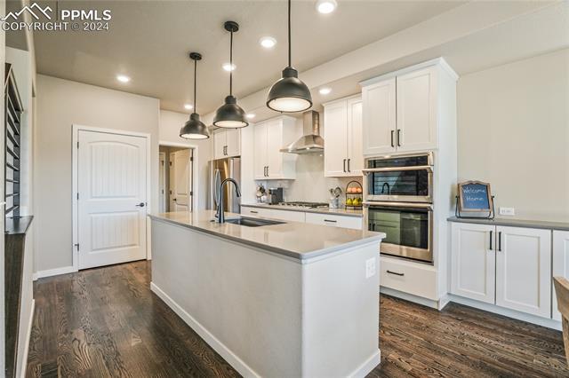 1155 Charismatic Way