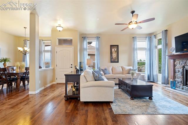 12916 Cupcake Heights