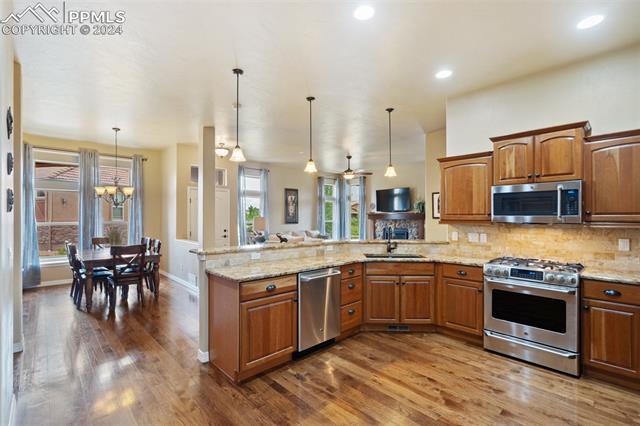 12916 Cupcake Heights