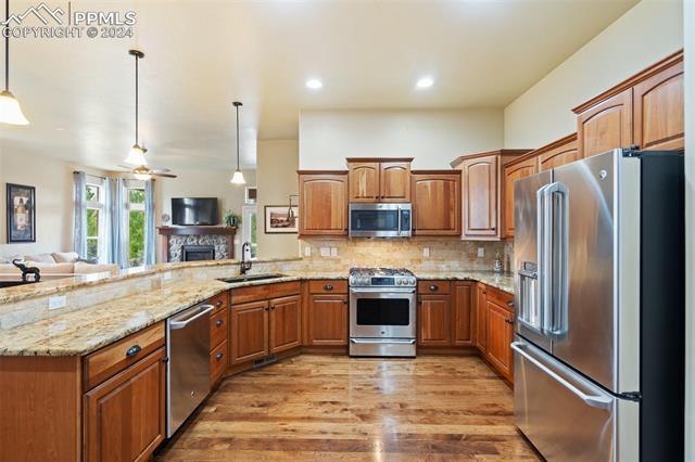 12916 Cupcake Heights