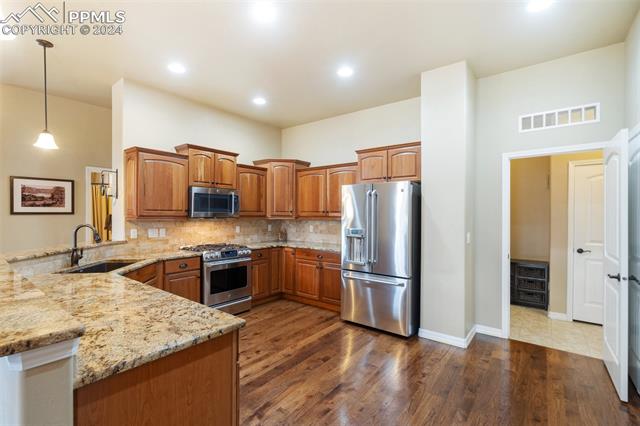 12916 Cupcake Heights