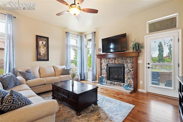 12916 Cupcake Heights