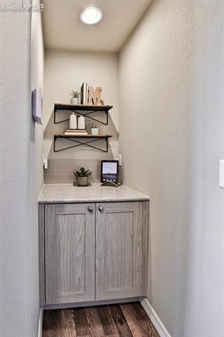 4922 Amazonite Drive