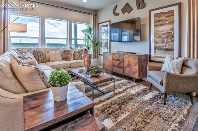 4922 Amazonite Drive