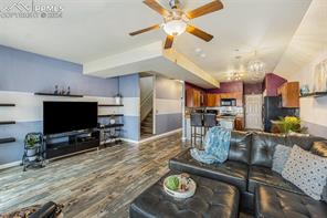 647 Hailey Glenn View