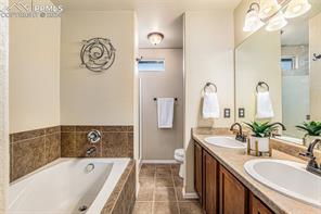 647 Hailey Glenn View