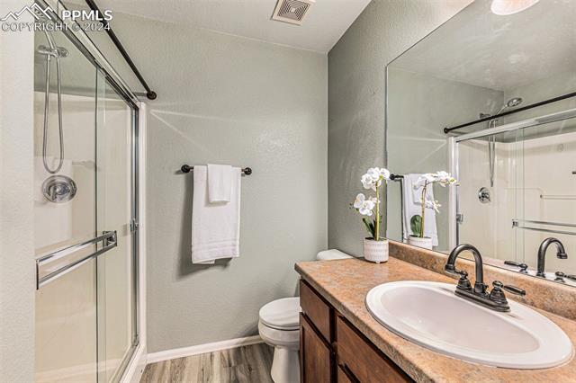 647 Hailey Glenn View