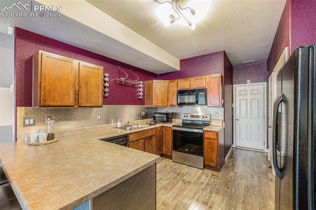 647 Hailey Glenn View