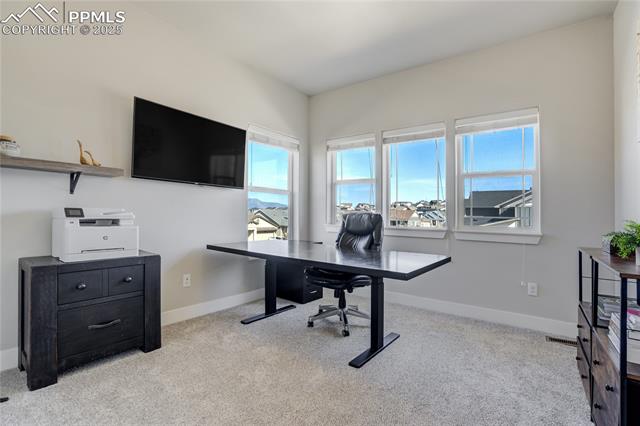 11644 Spectacular Bid Circle