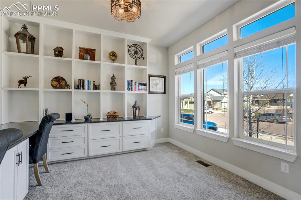 11644 Spectacular Bid Circle